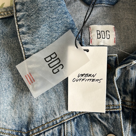 Urban Outfitters Jean Jacket - Picture 2 of 10